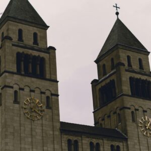 10-monumentos-da-arquitetura-sagrada-para-visitar-antes-e-morrer-imagem-destaque